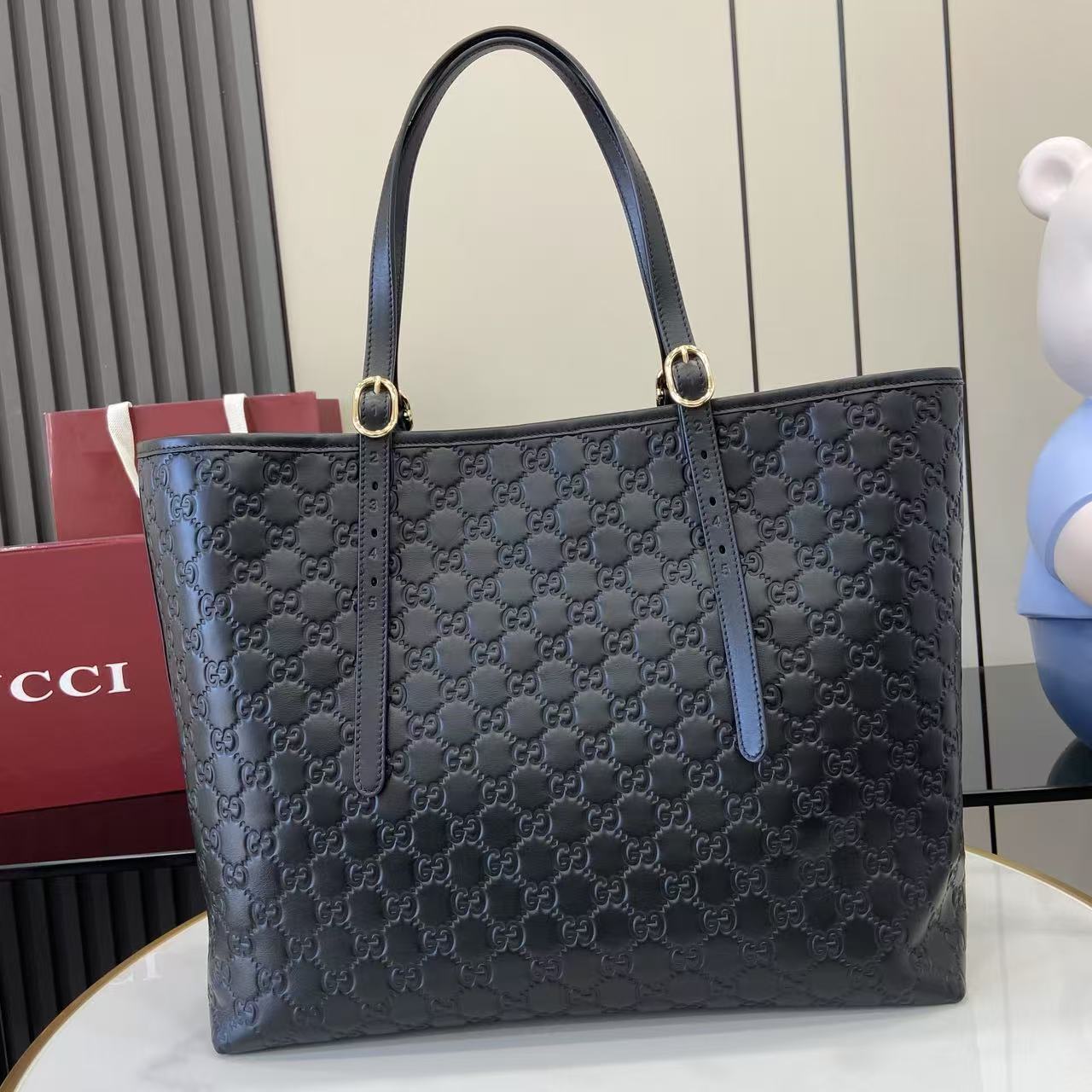 GG Tote