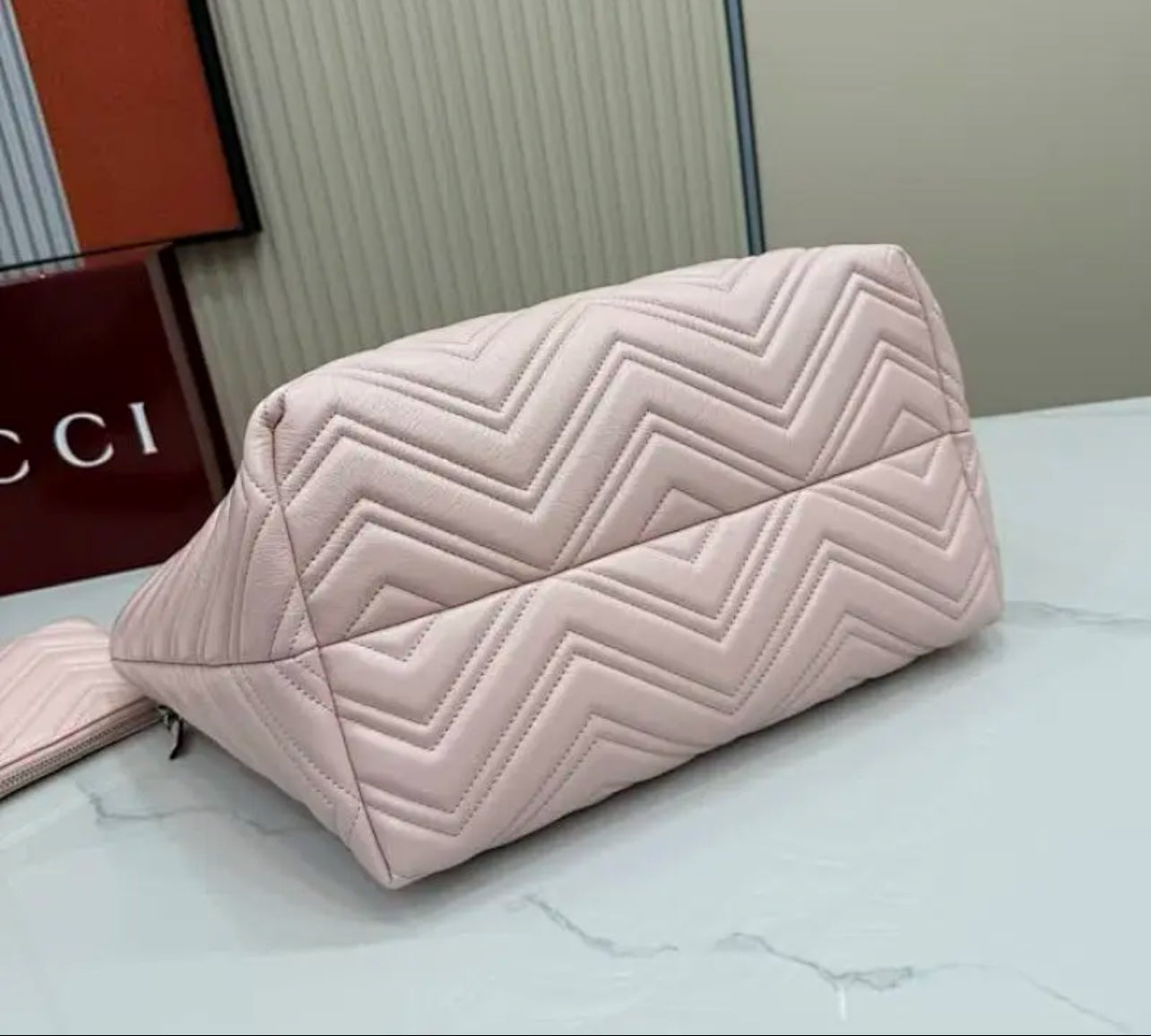 GG Tote