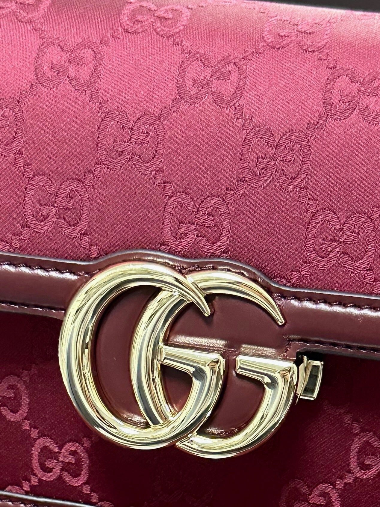 Go Shoulder Bag