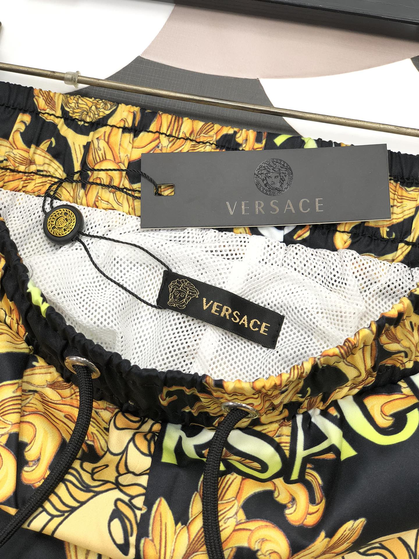 Logo Shorts