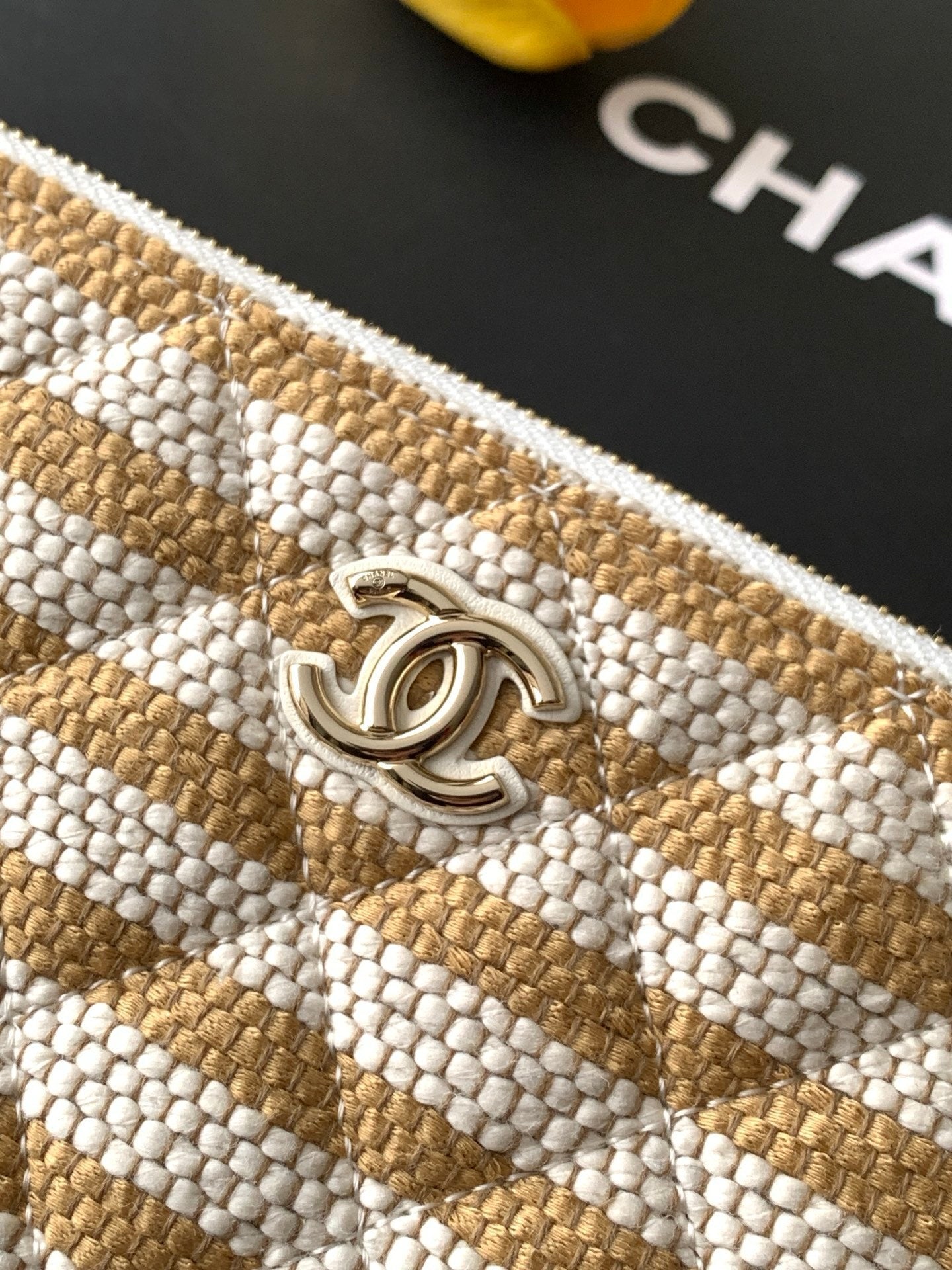 CC Pouch Medium