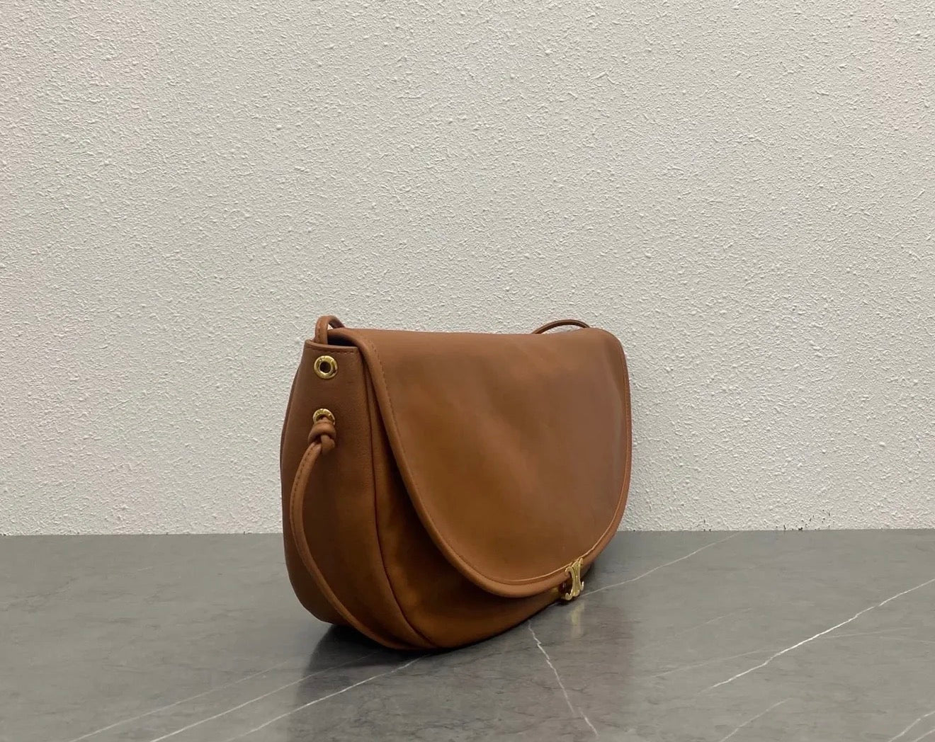 Halfmoon Bag