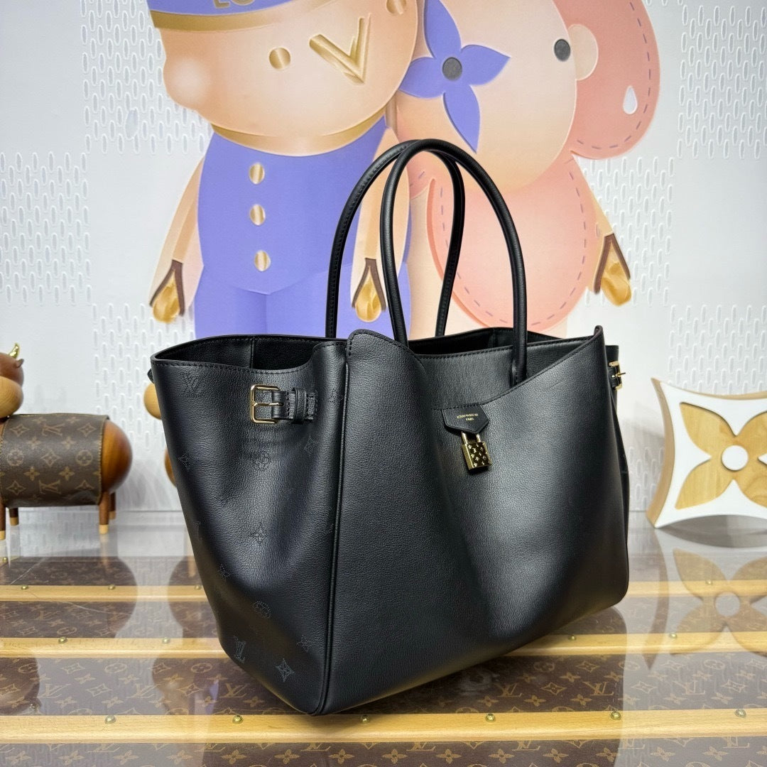 Vendome Tote