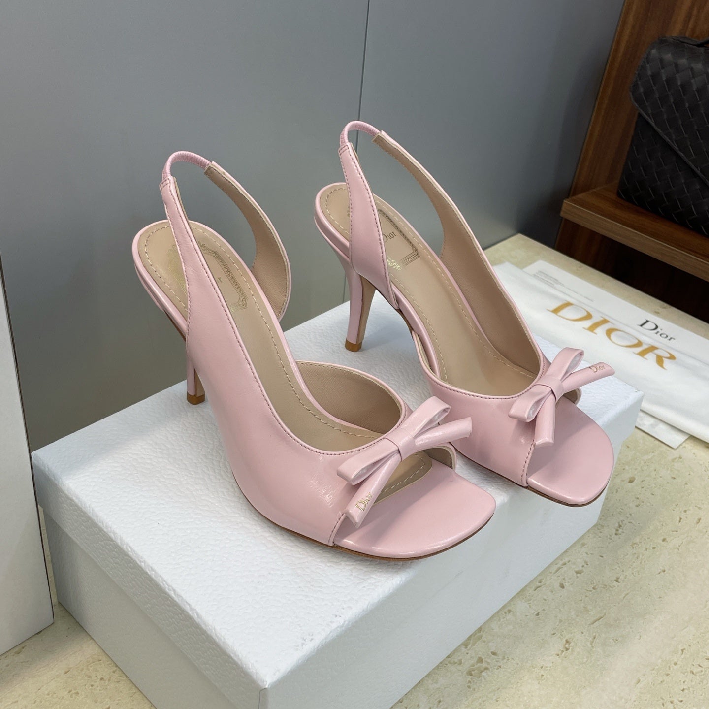 Bow Sandals