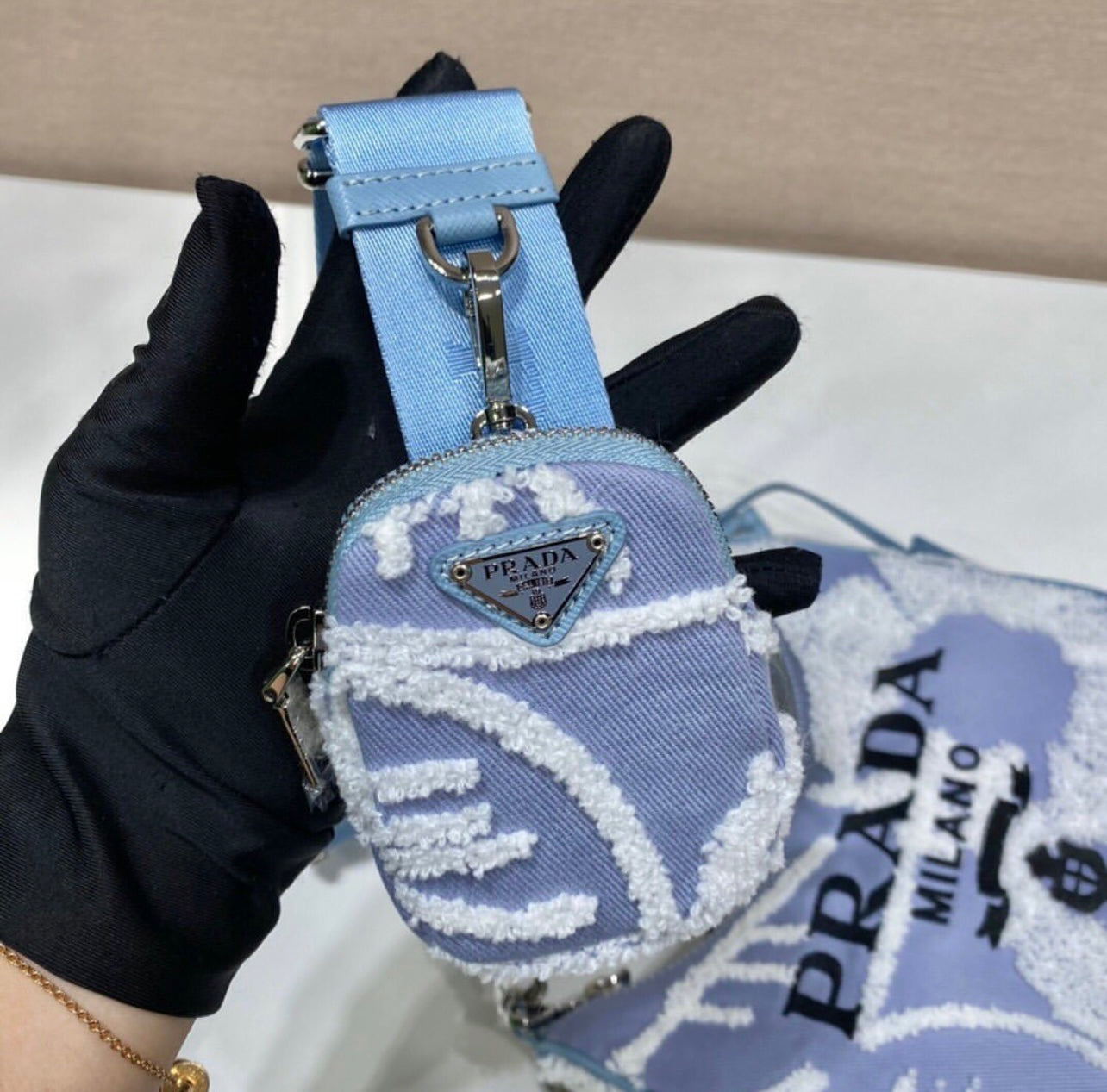 Re Edition Pochette