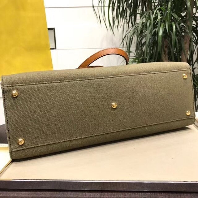 Peekaboo X Tote