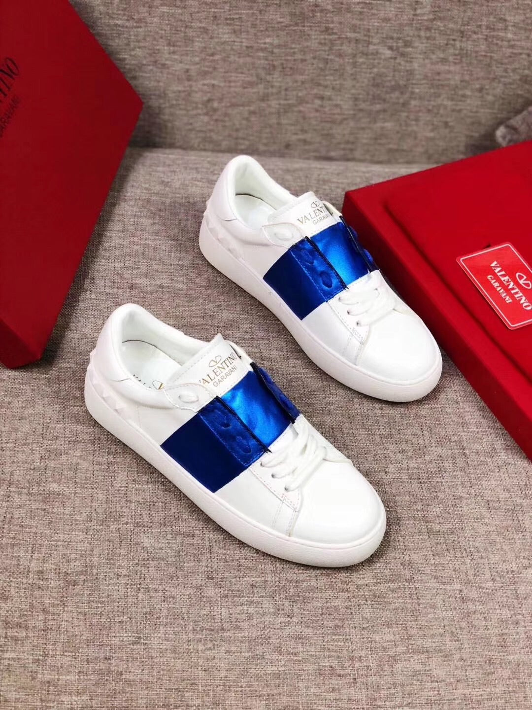 Open Sneaker