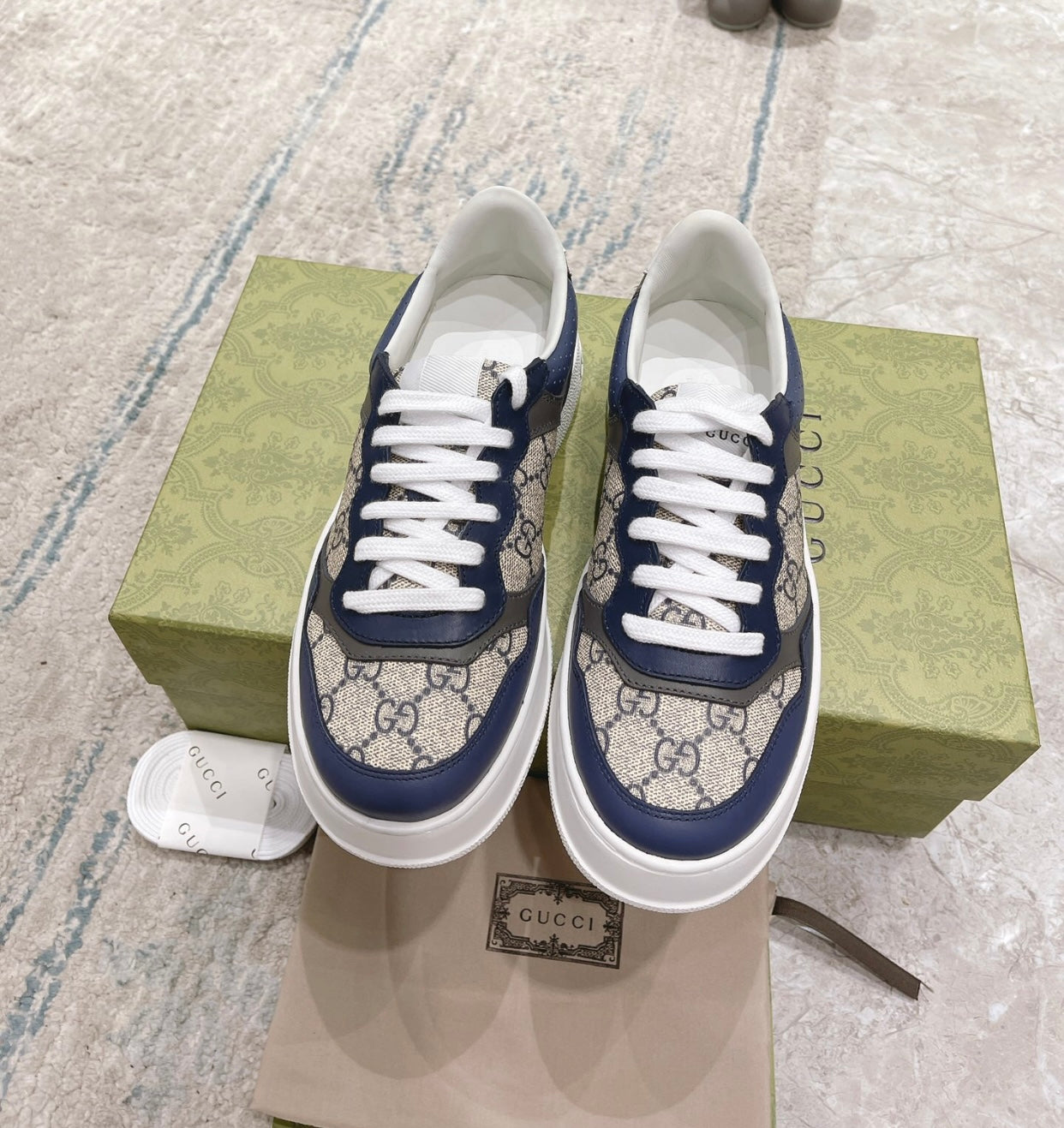 Logo Trainers
