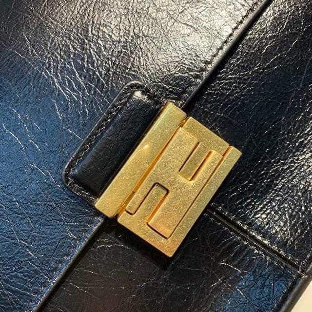 Kan U