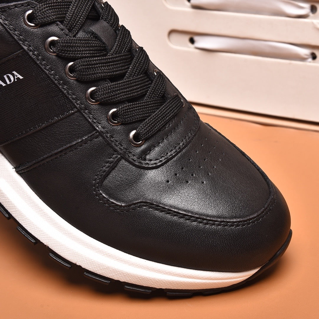 PRAX 01 Trainers