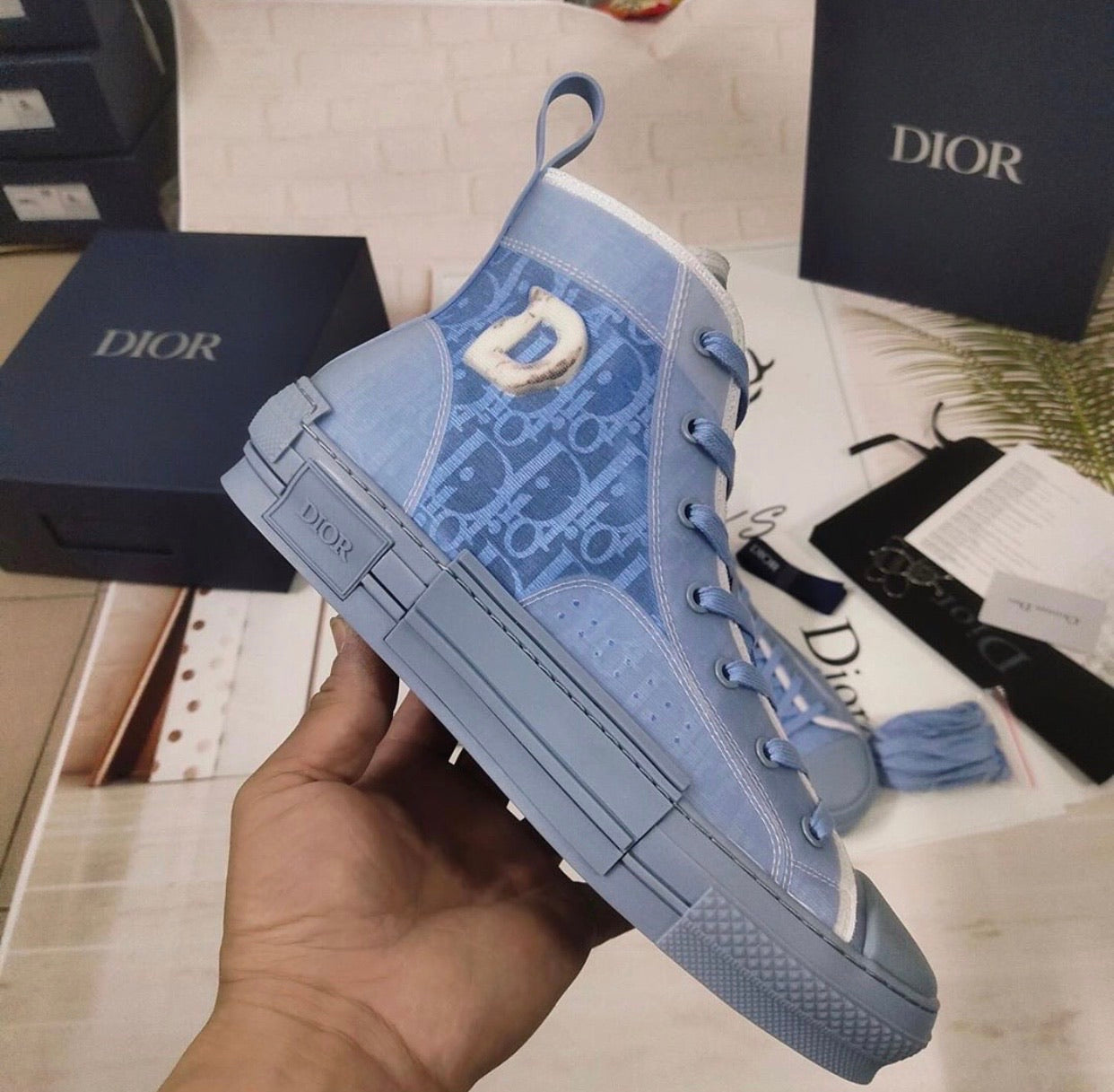 B23 Oblique Blue