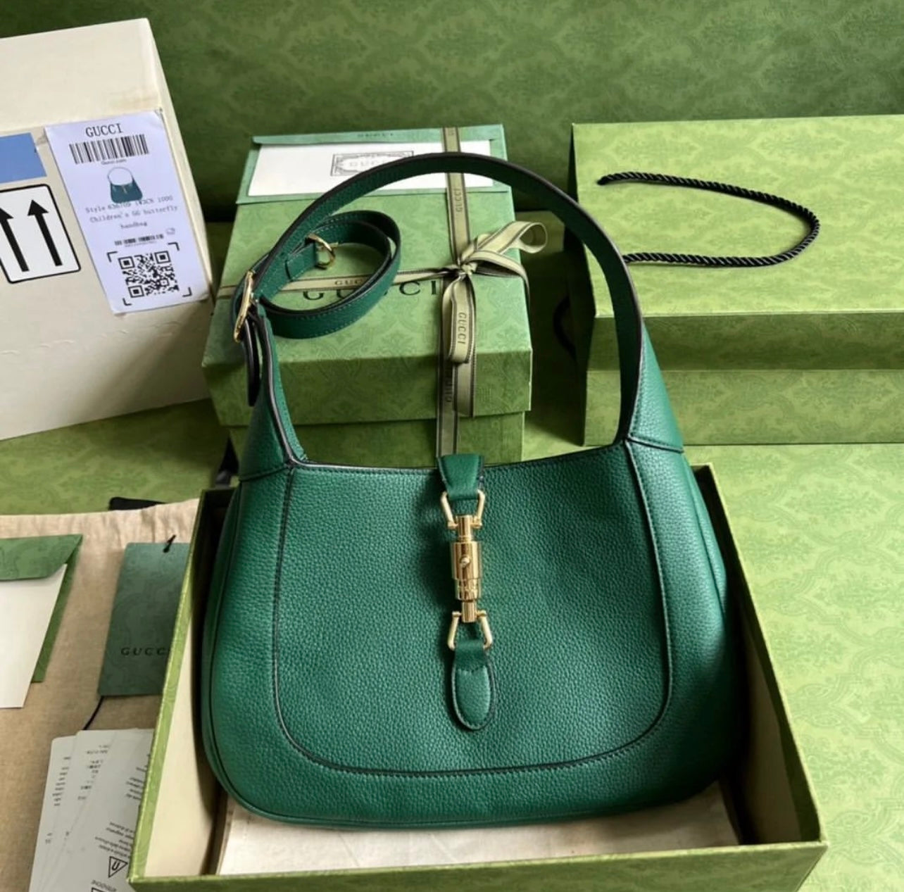 Jackie Medium Shoulder Bag