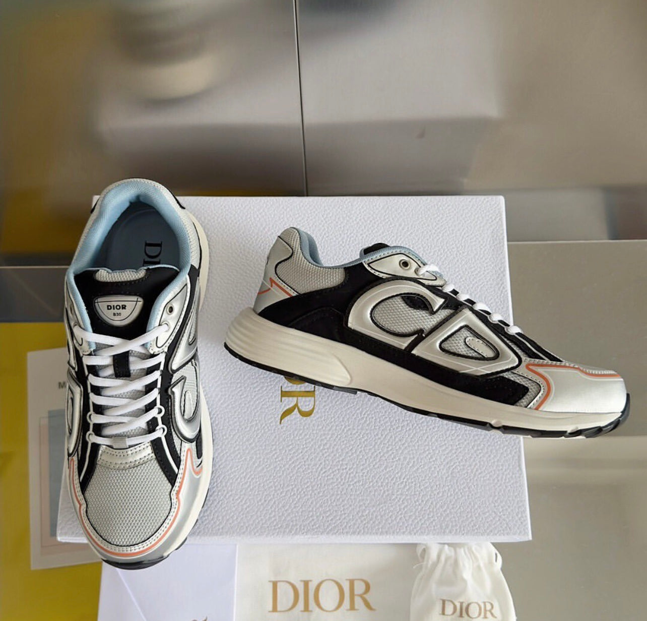 B30 Trainers