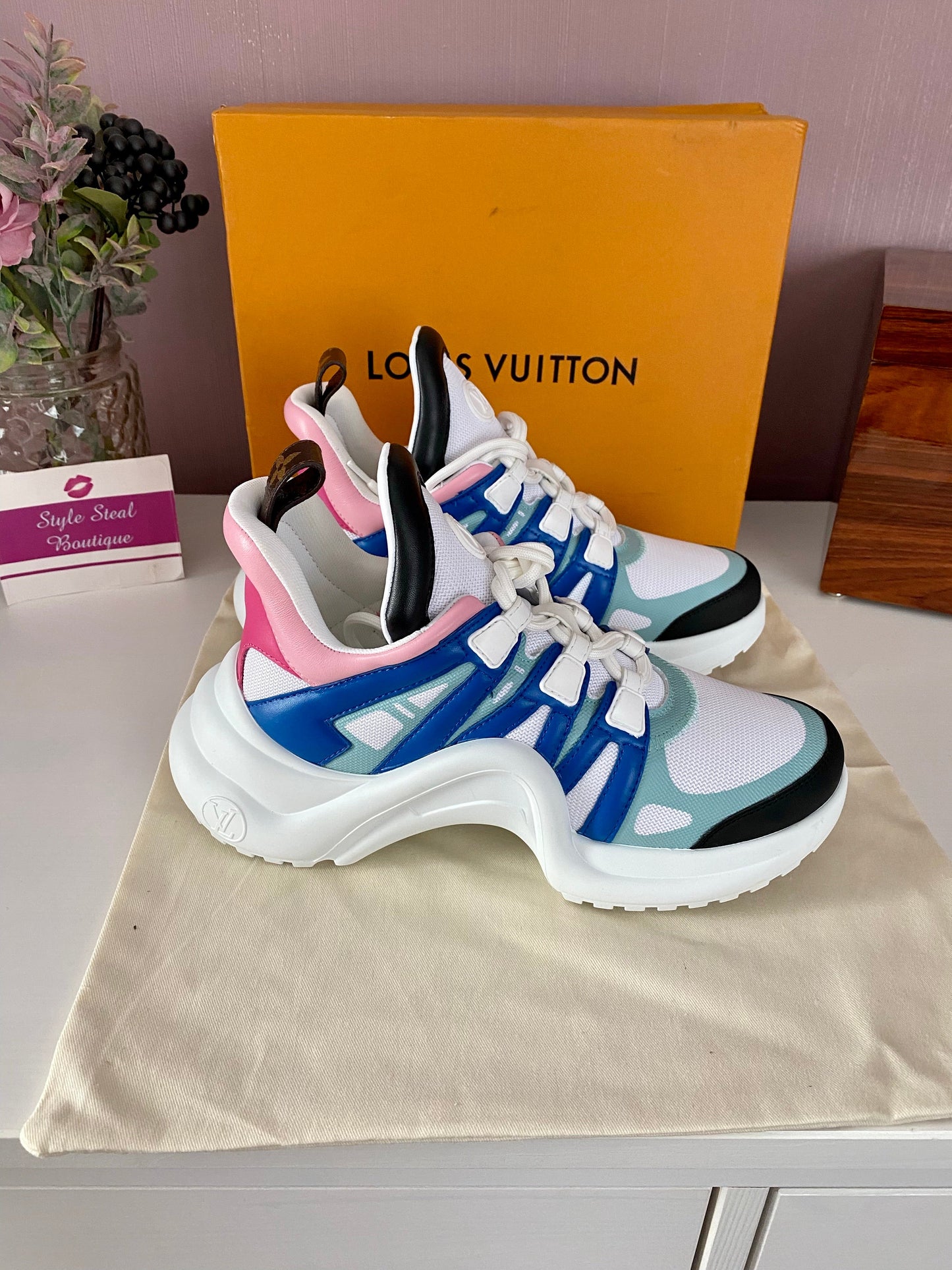 Archlight Sneaker