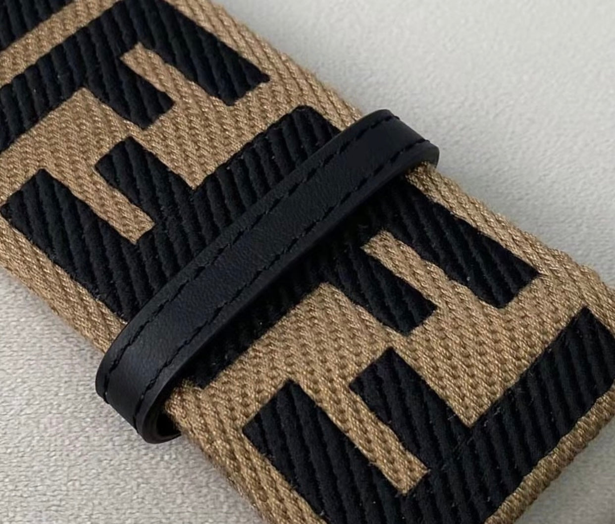 Logo Strap