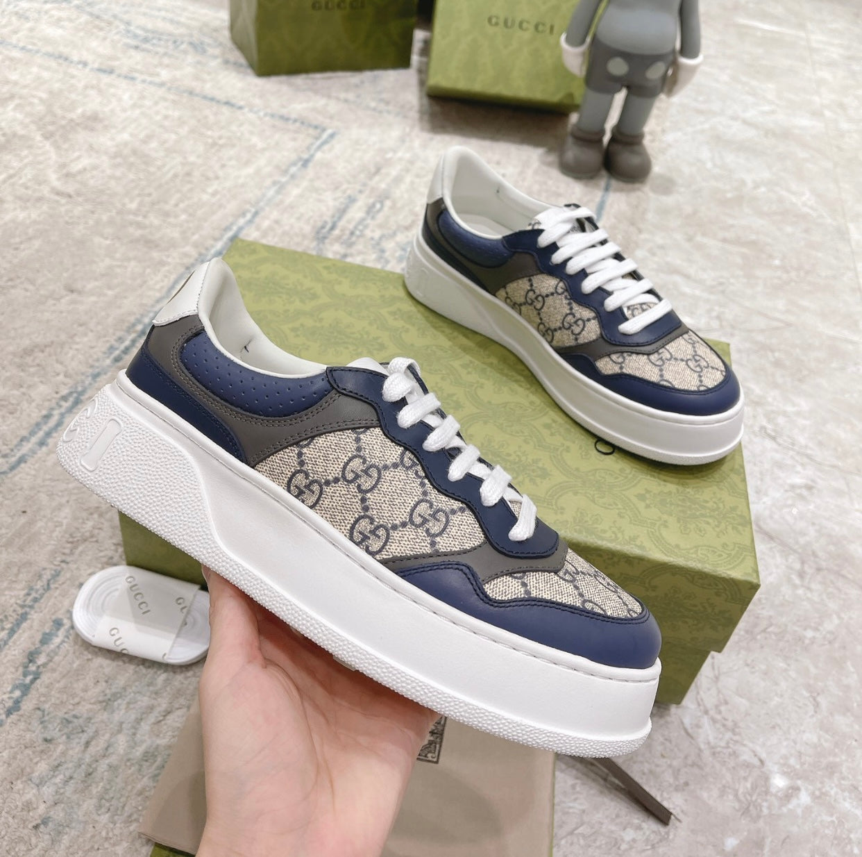 Logo Trainers