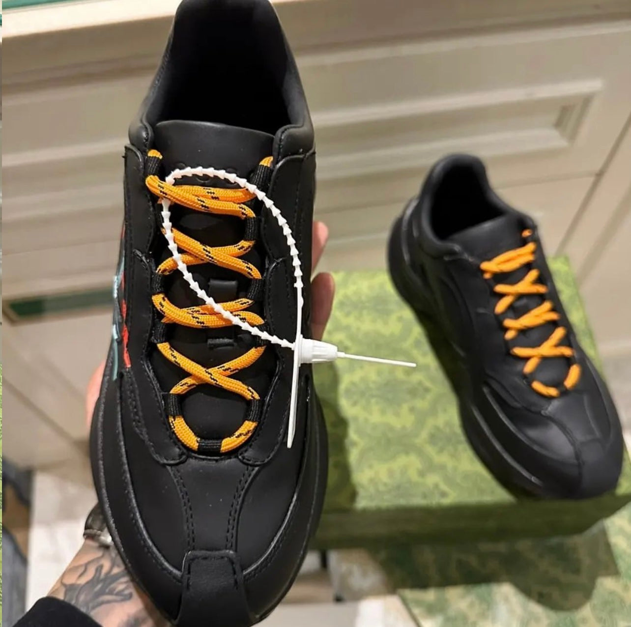 Logo Trainers