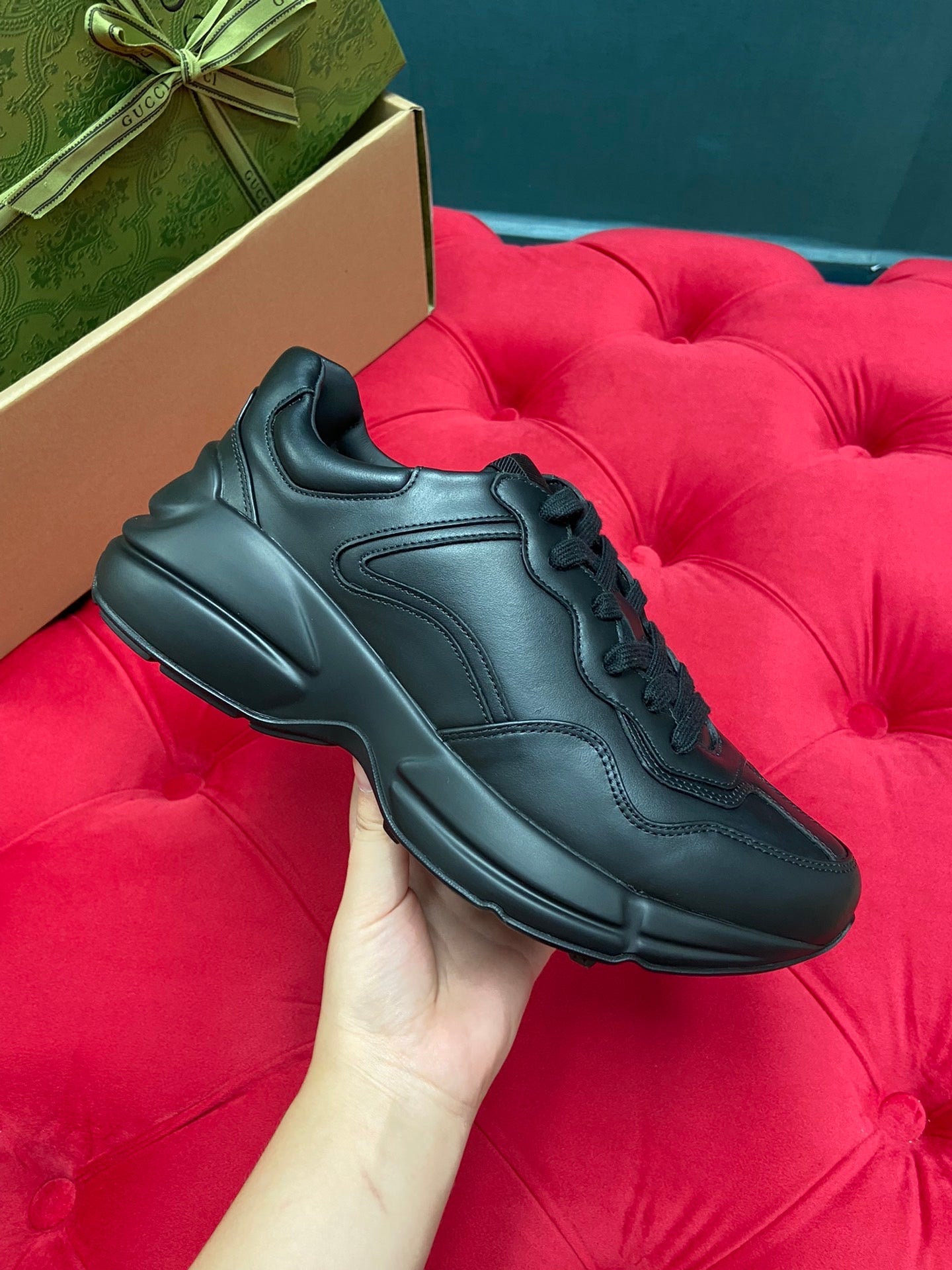 Rhyton Trainers
