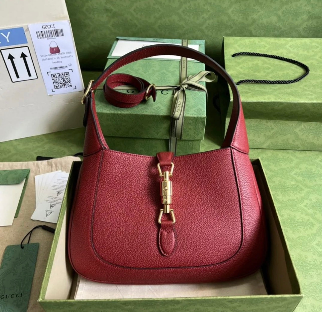 Jackie Medium Shoulder Bag