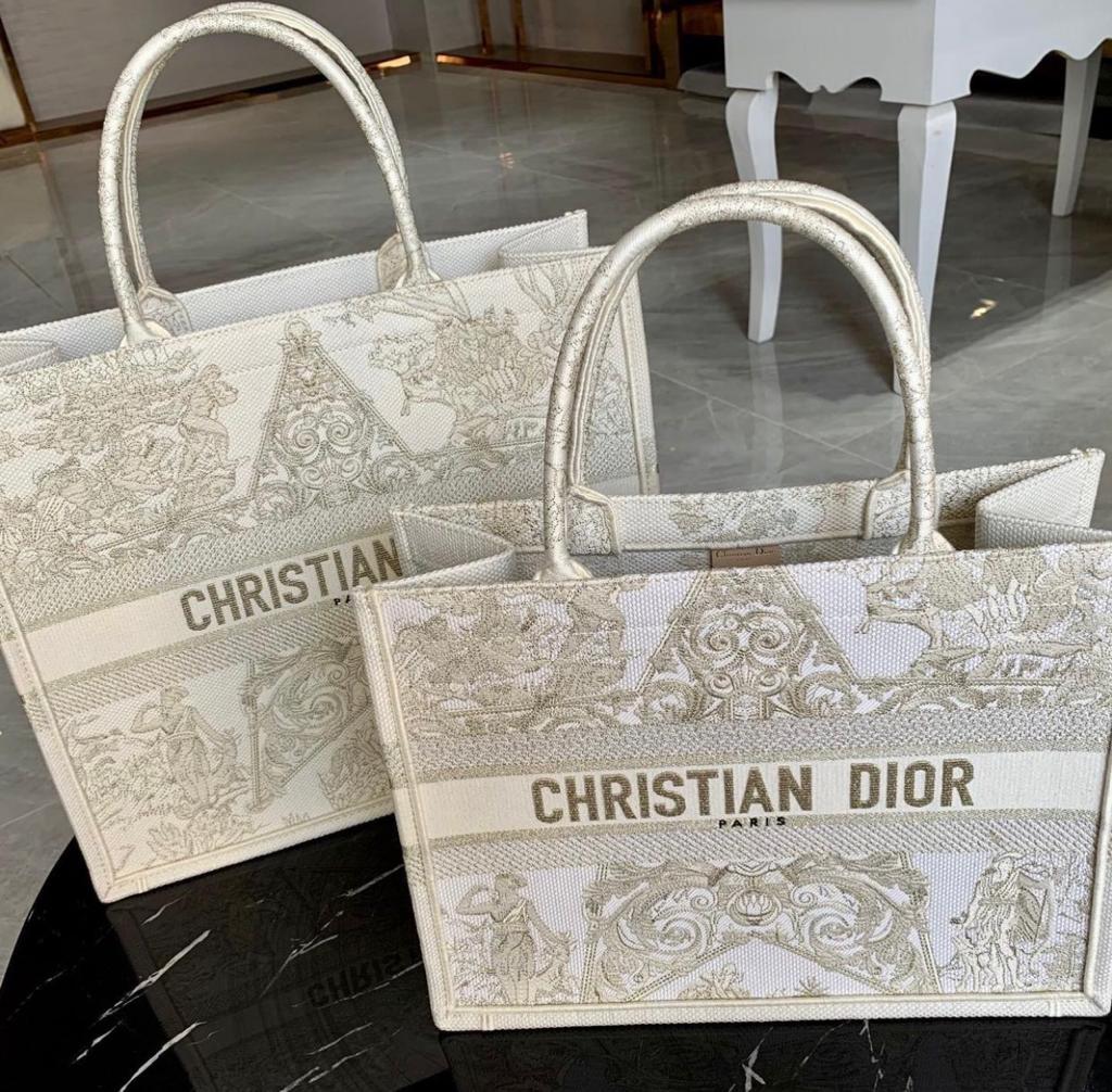 Book Tote