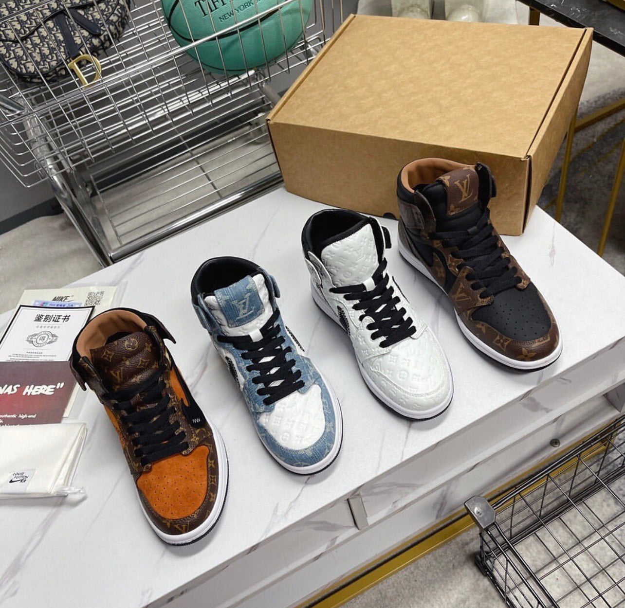 LV AJ1 Trainers