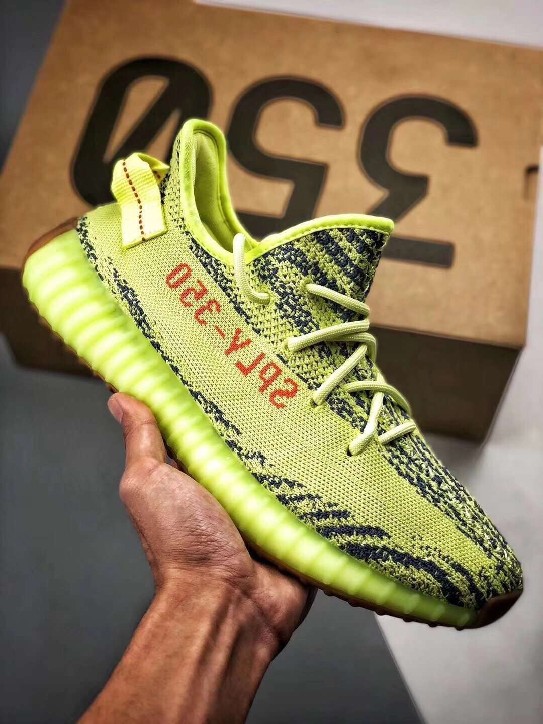 Boost 350 Womens