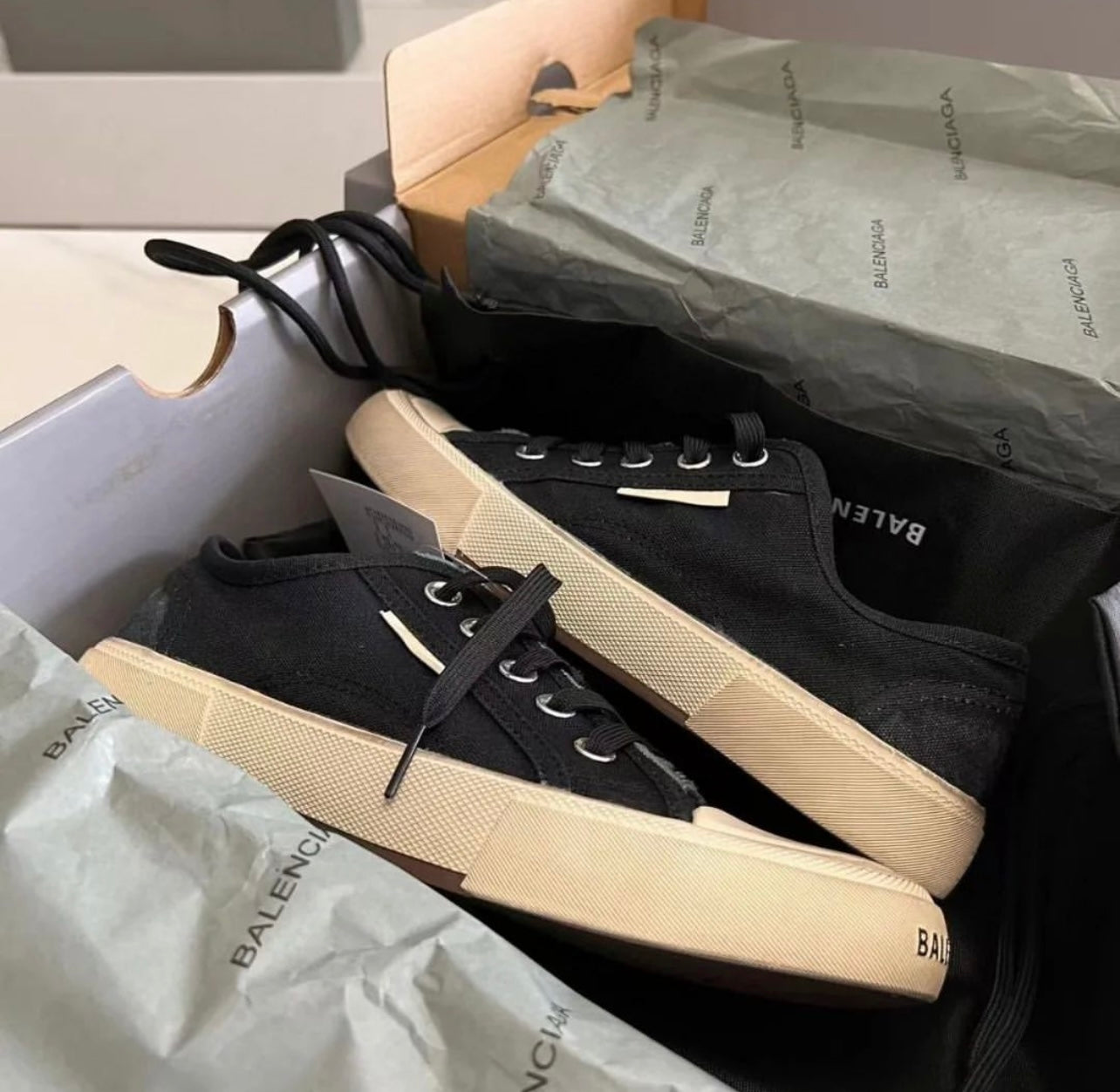 Paris Trainers