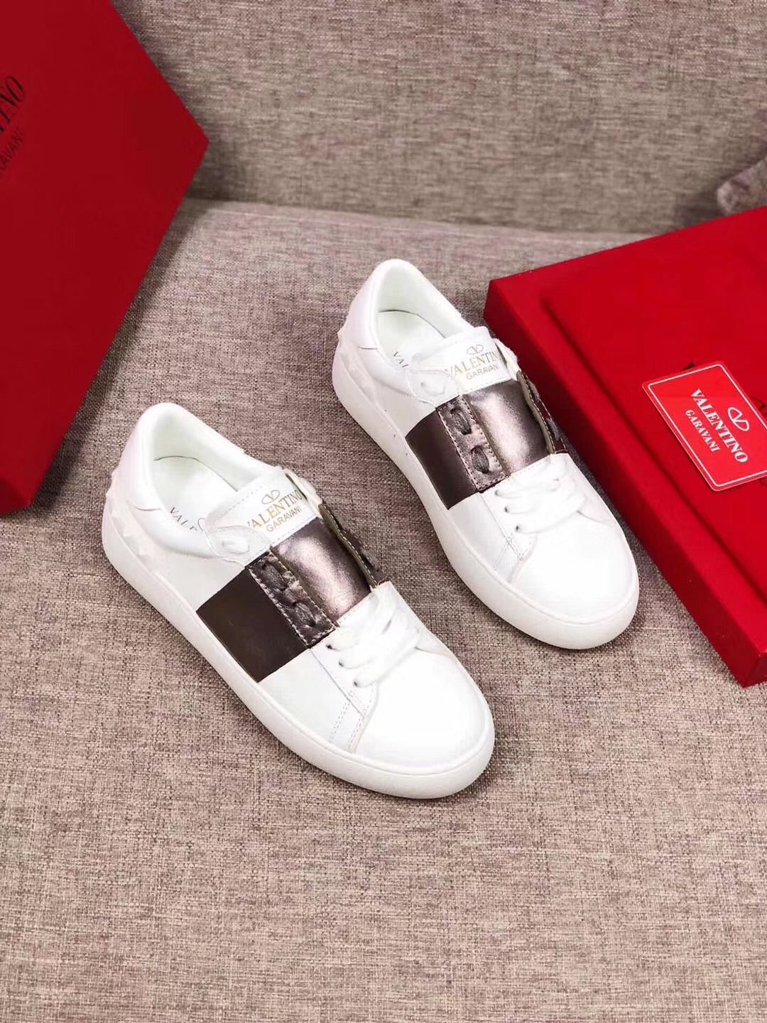 Open Sneaker