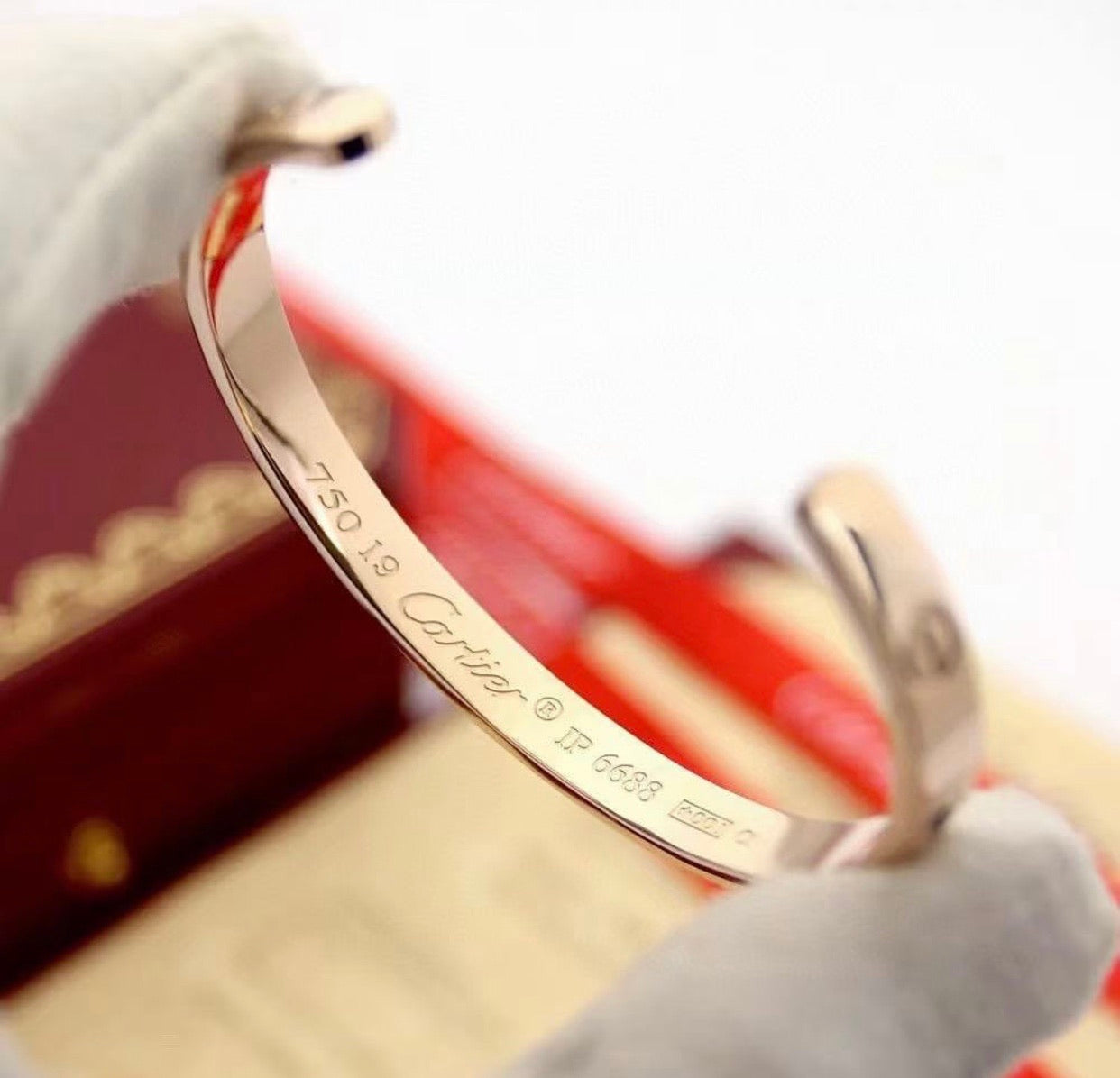 Love Bangle