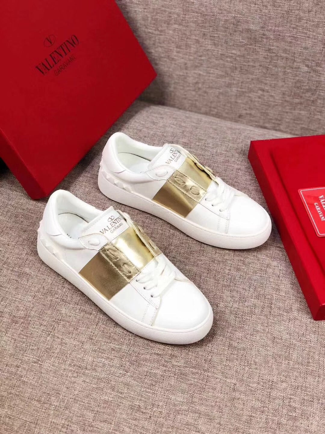 Open Sneaker
