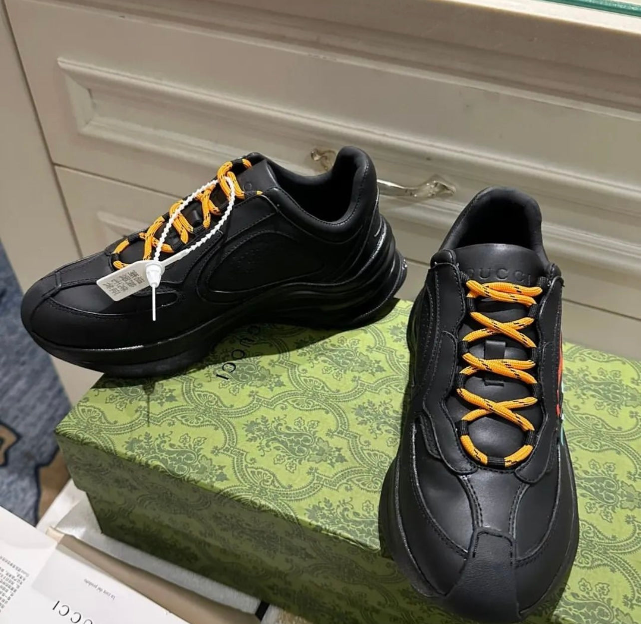 Logo Trainers