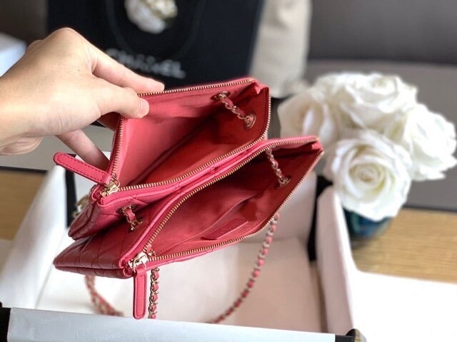 Lambskin Chain Bag