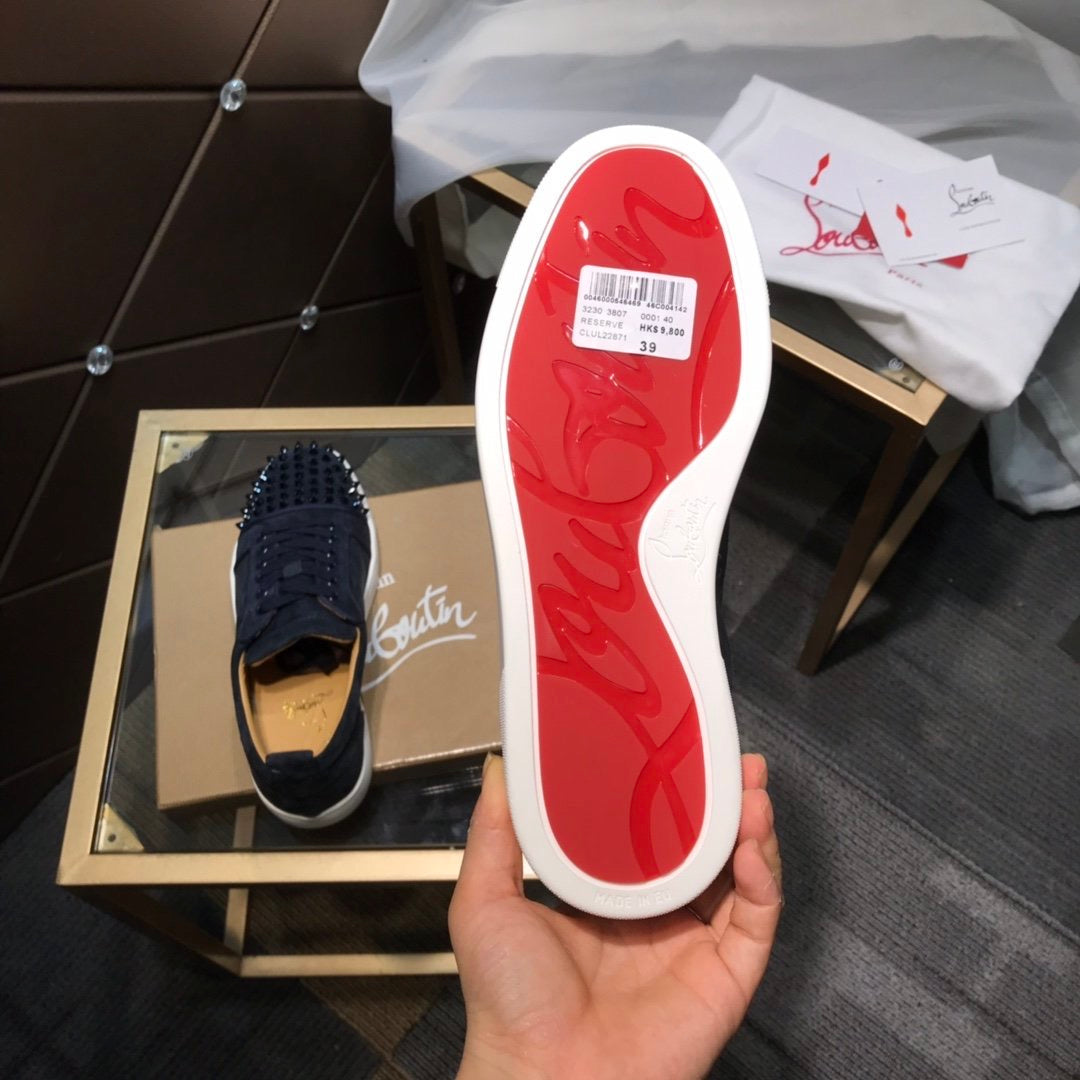 Louis Spikes Womens