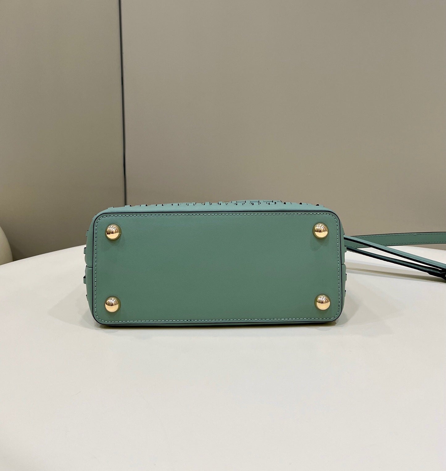 Peekaboo Mini