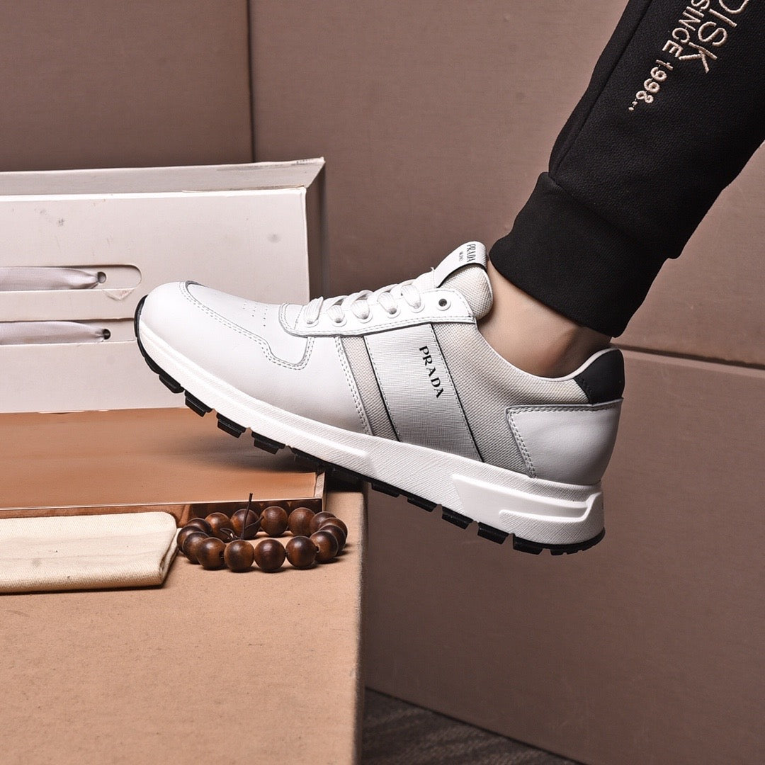 PRAX 01 Trainers