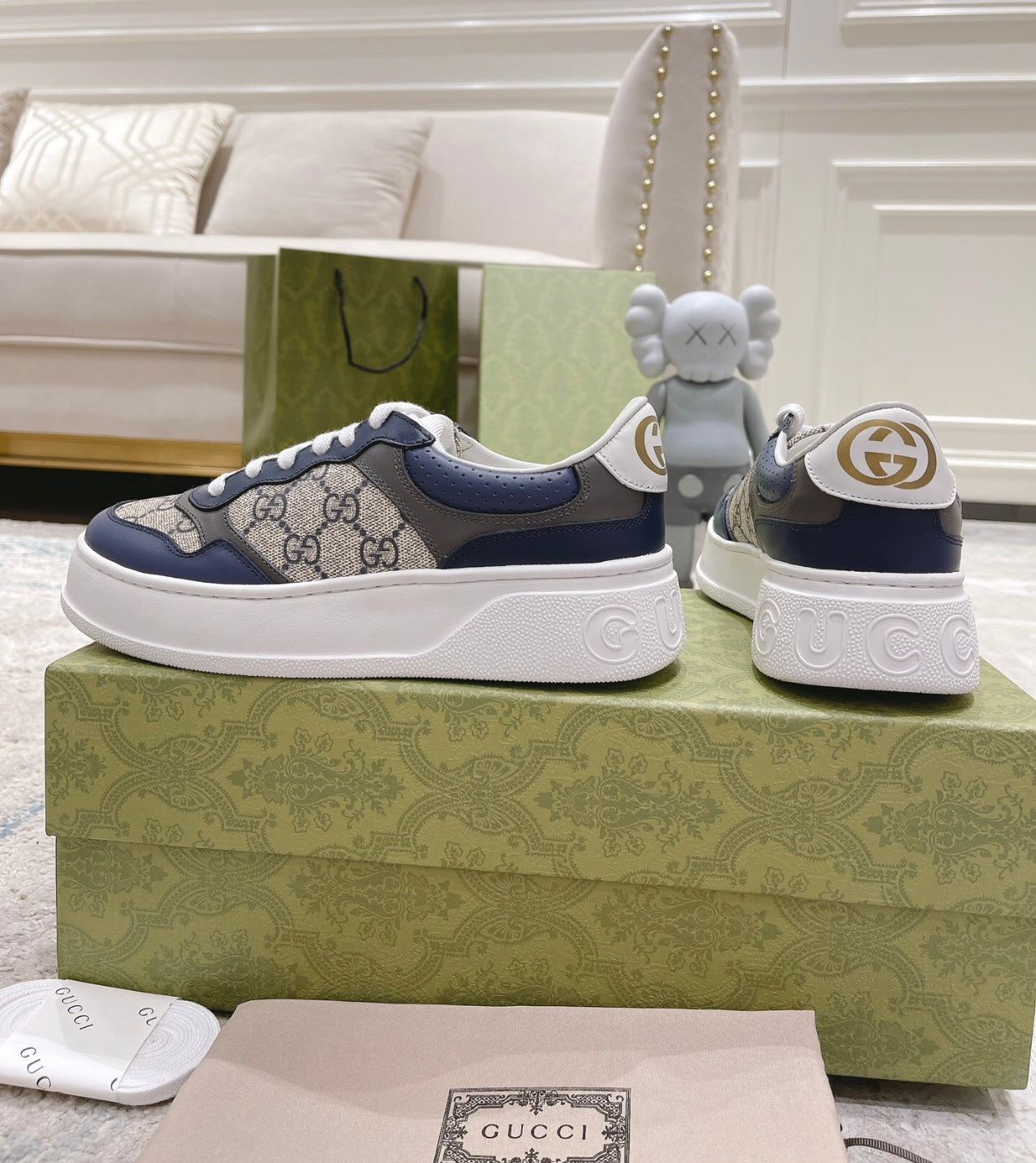 Logo Trainers