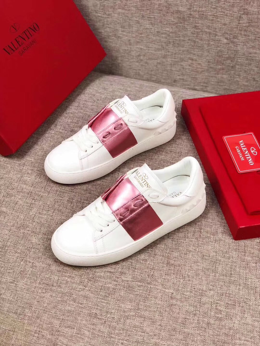 Open Sneaker