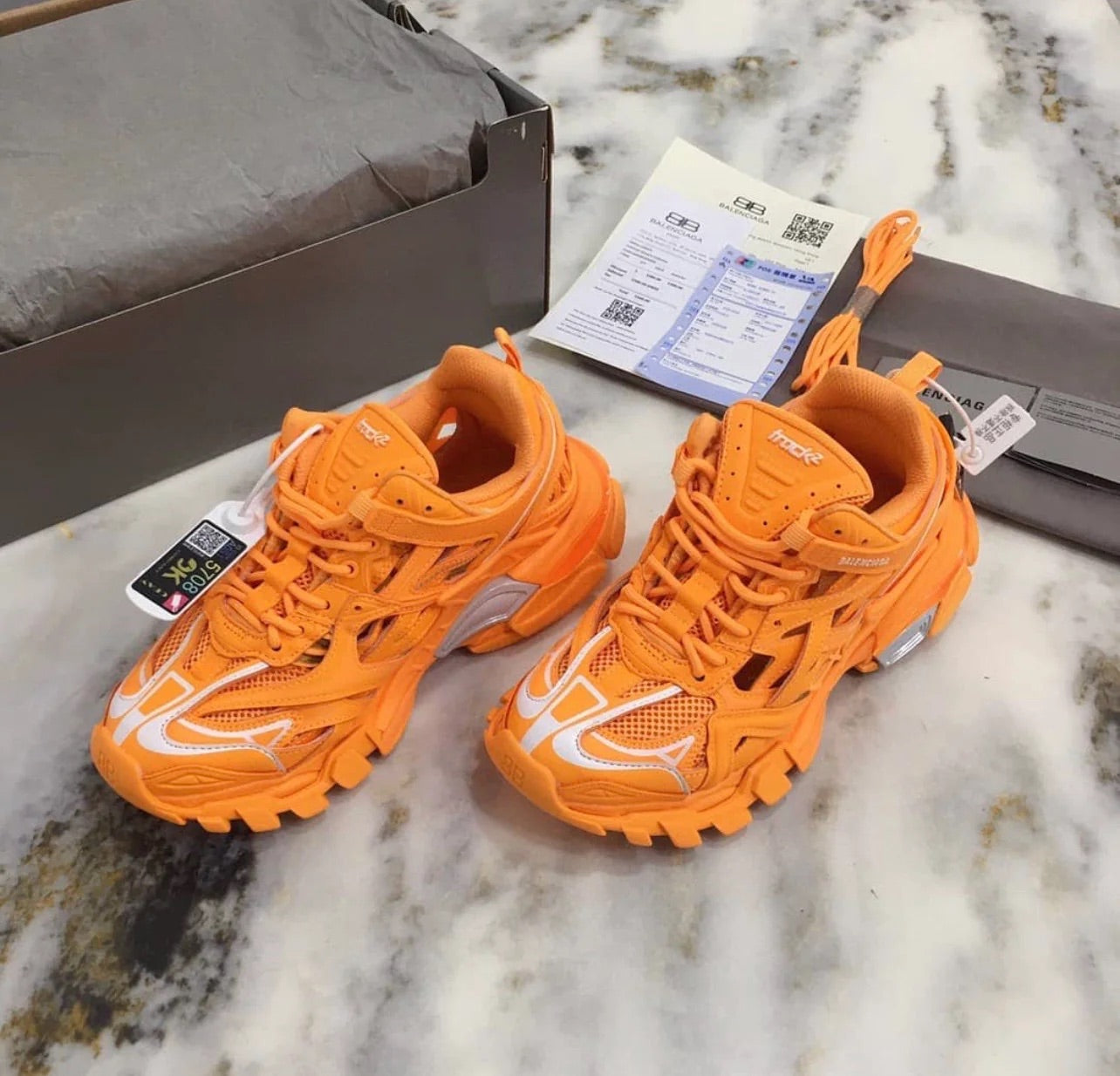 Track 2.0 Trainers
