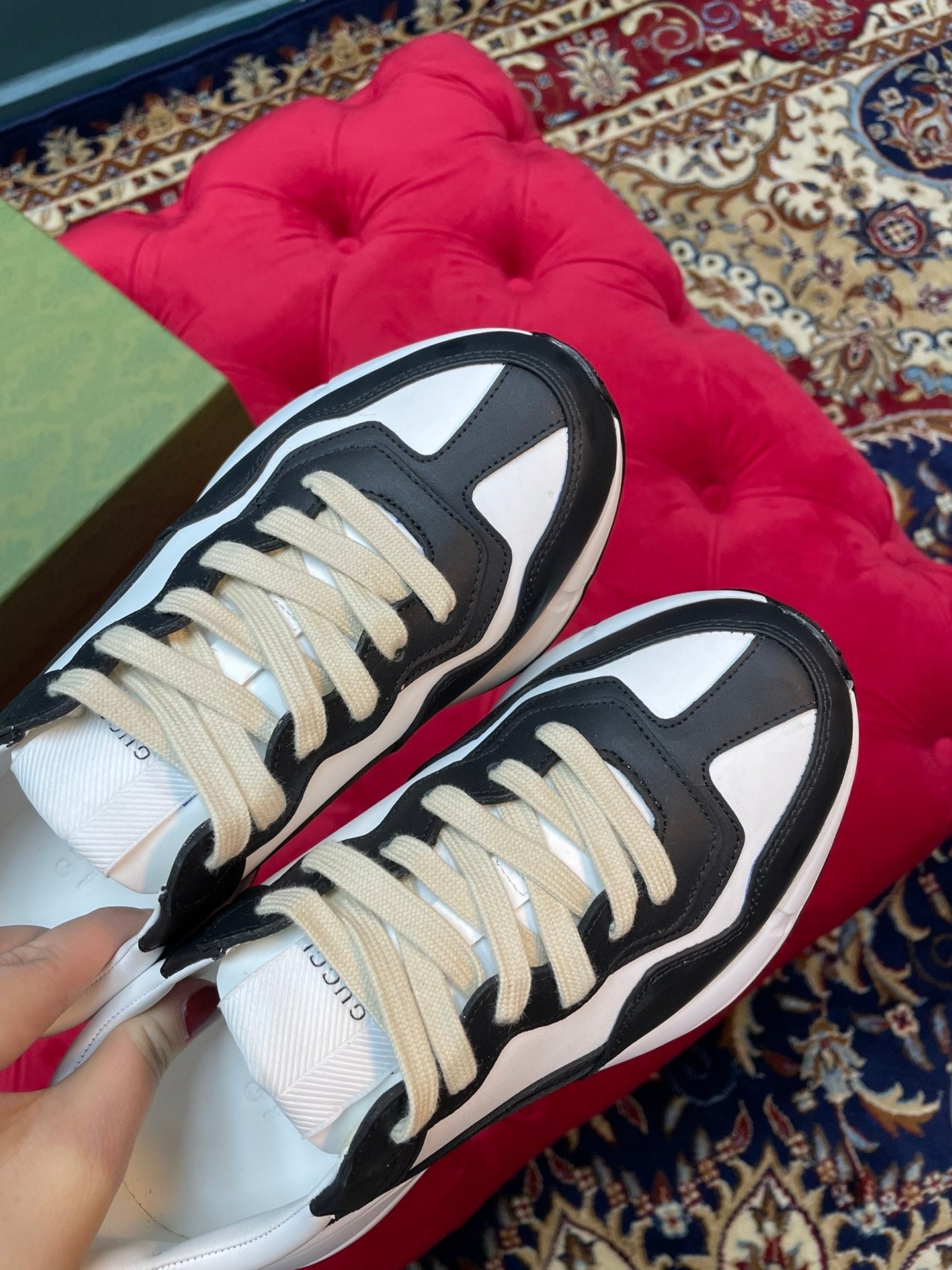 Rhyton Trainers