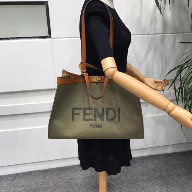 Peekaboo X Tote