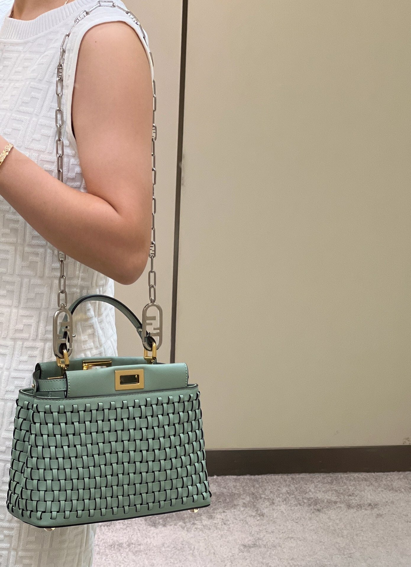 Peekaboo Mini
