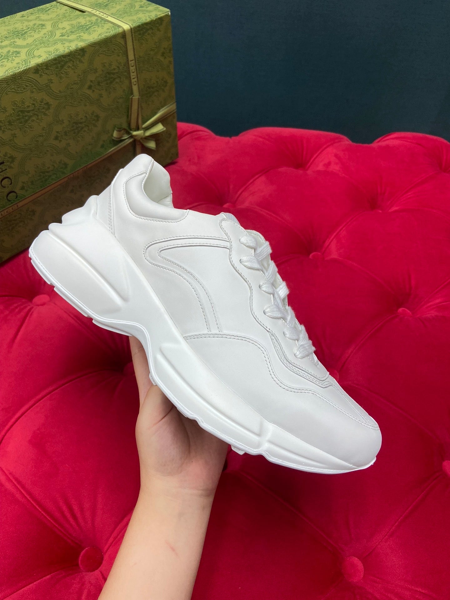 Rhyton Trainers