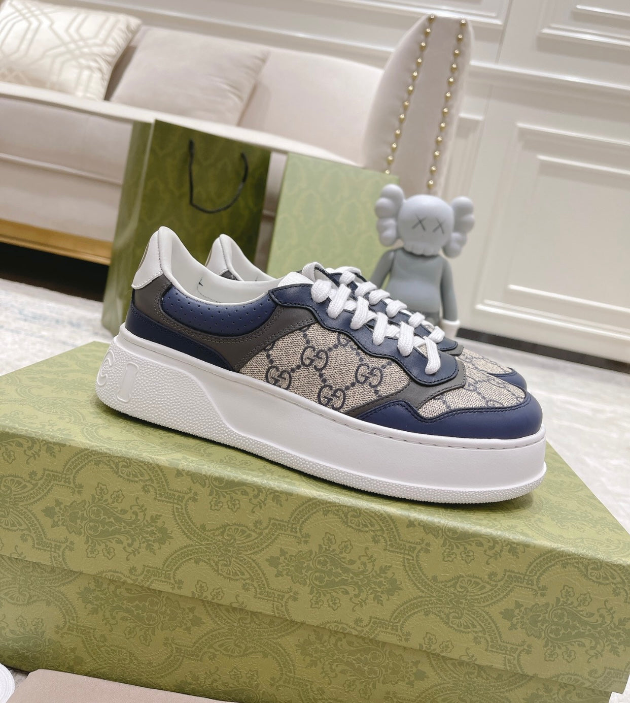 Logo Trainers