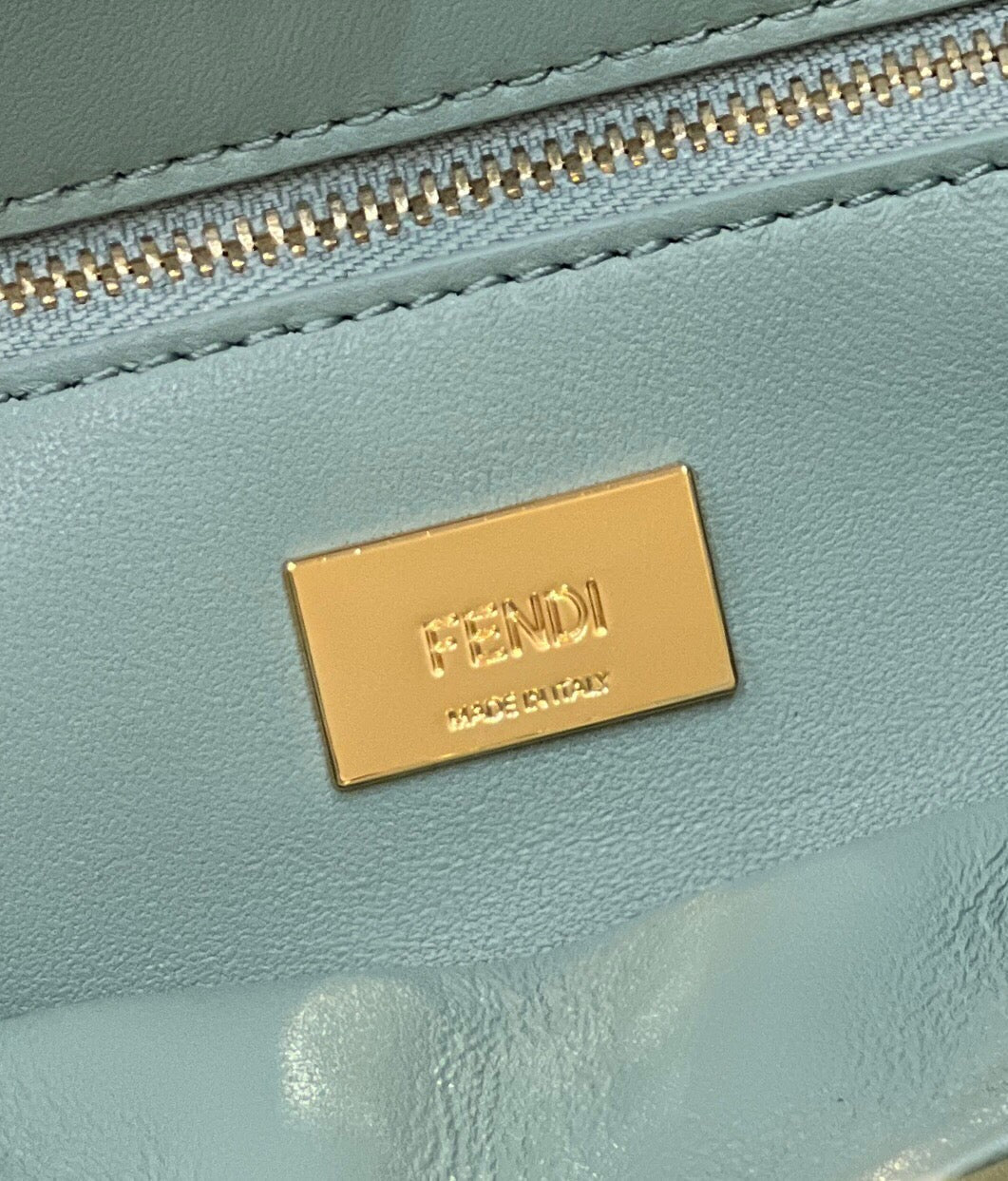 Peekaboo Mini